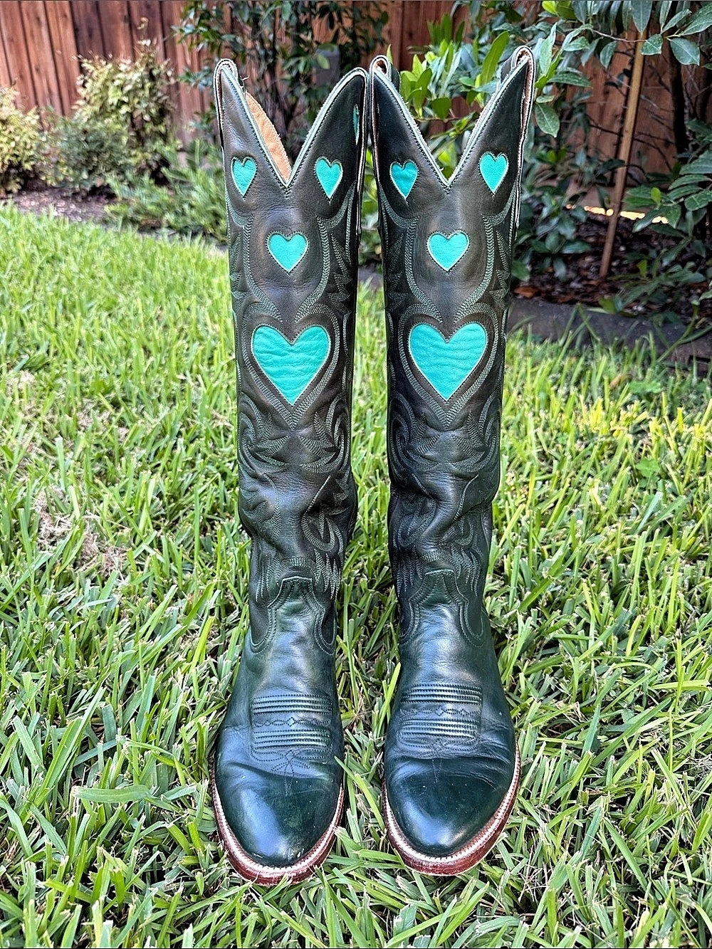 CITY BOOTS hunter green & turquoise Heart Cowboy Boots 6.5